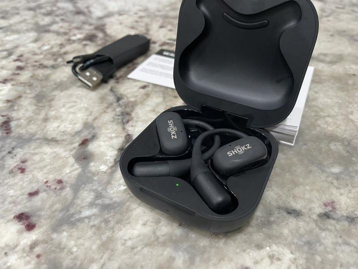 Actual product image Shokz OpenFit (ANC, 7 h, Wireless)