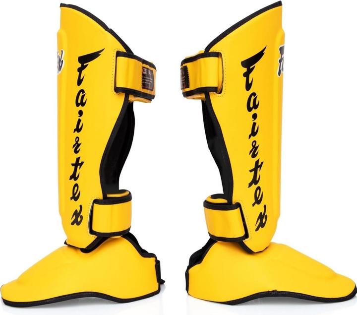 Actual product image Fairtex Shin guards SP7 Twister Detachable (S)