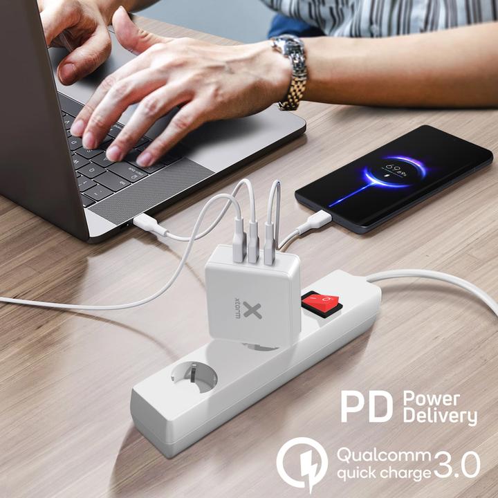 Actual product image Xtorm Volt Series (140 W)