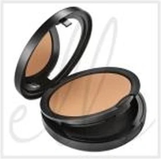 Actual product image MAC Jeans Studio Fix Powder Plus (NC30)