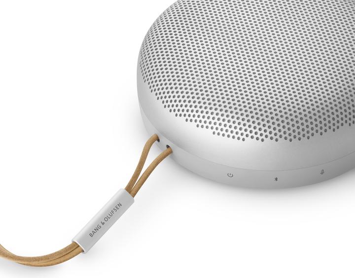 Productafbeelding B&O BEOSOUND A1 (2E GEN) NORDIC ICE MASTER 1734025 (48.72 h)