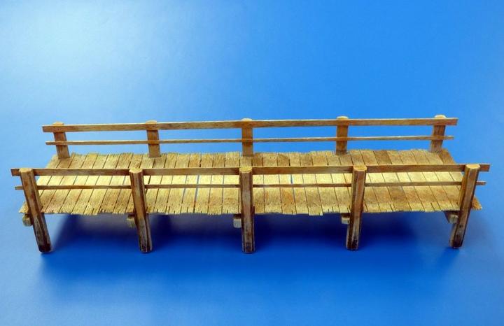 Actual product image Plus Model Footbridge