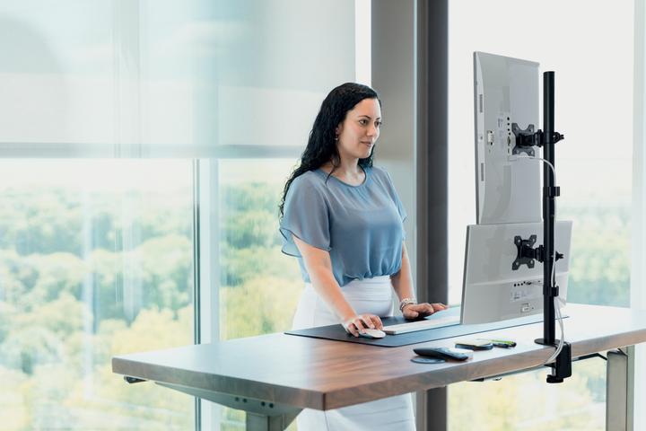 Image du produit Kensington Dual Monitorarm Vertikal (Tables, 32", 18 kg)