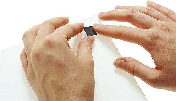 Immagine prodotto Magnetoplan Angoli adesivi magnetici, lungh. x largh. 30 x 20 mm, nel dispenser, conf. da (450 x)