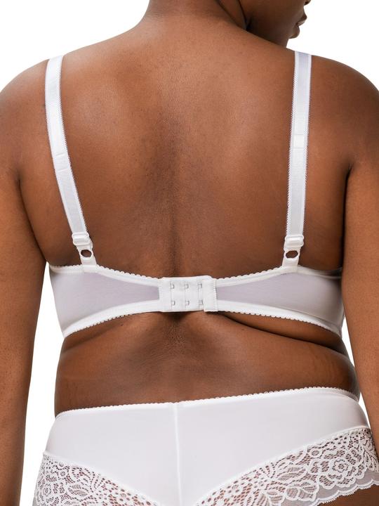 Actual product image Triumph Amourette Spotlight underwired bra (90 B, pack of 2)