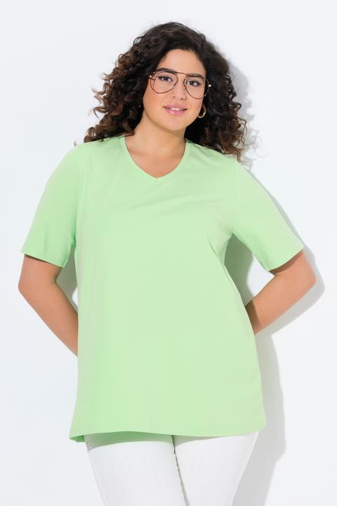 Image du produit Ulla Popken T-shirt à coupe évasée. Décolleté en V et manches courtes (56)