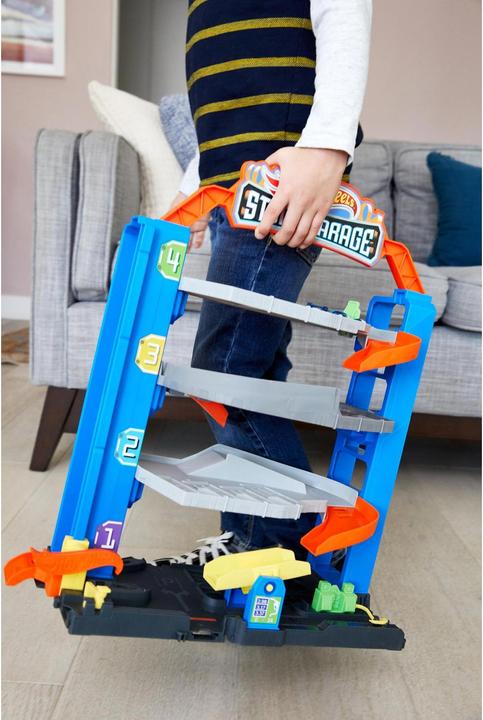 Actual product image Hot Wheels Stunt Garage, play set