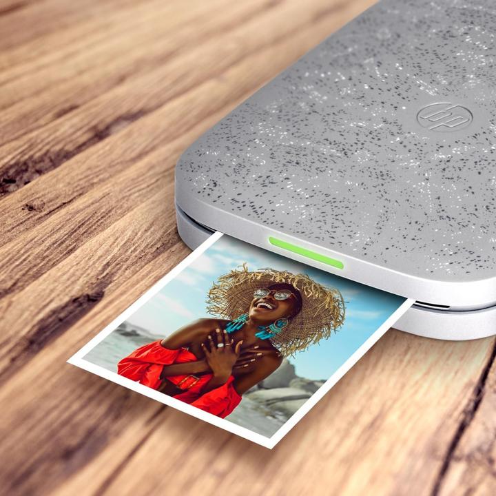 Actual product image HP Sprocket 3x4 Film (100) (3.5 x 4.25 inch, 100 x)