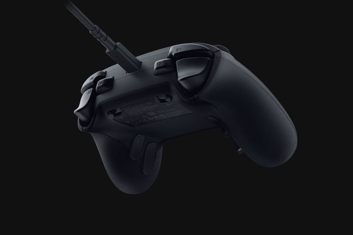 Image du produit Razer Wolverine V3 Tournament Edition, noir - Manette e-sport filaire pour Xbox & PC (Xbox Series S, Xbox One S, PC, Xbox One X, Xbox Series X)