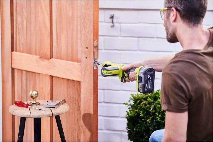 Actual product image Ryobi Cordless belt sander R18PF-0 18V (without battery and charger) 13x457mm (Belt sanders)