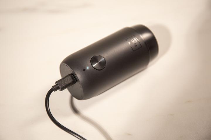 Actual product image Vacu Vin Electric vacuum pump (Wine pump)