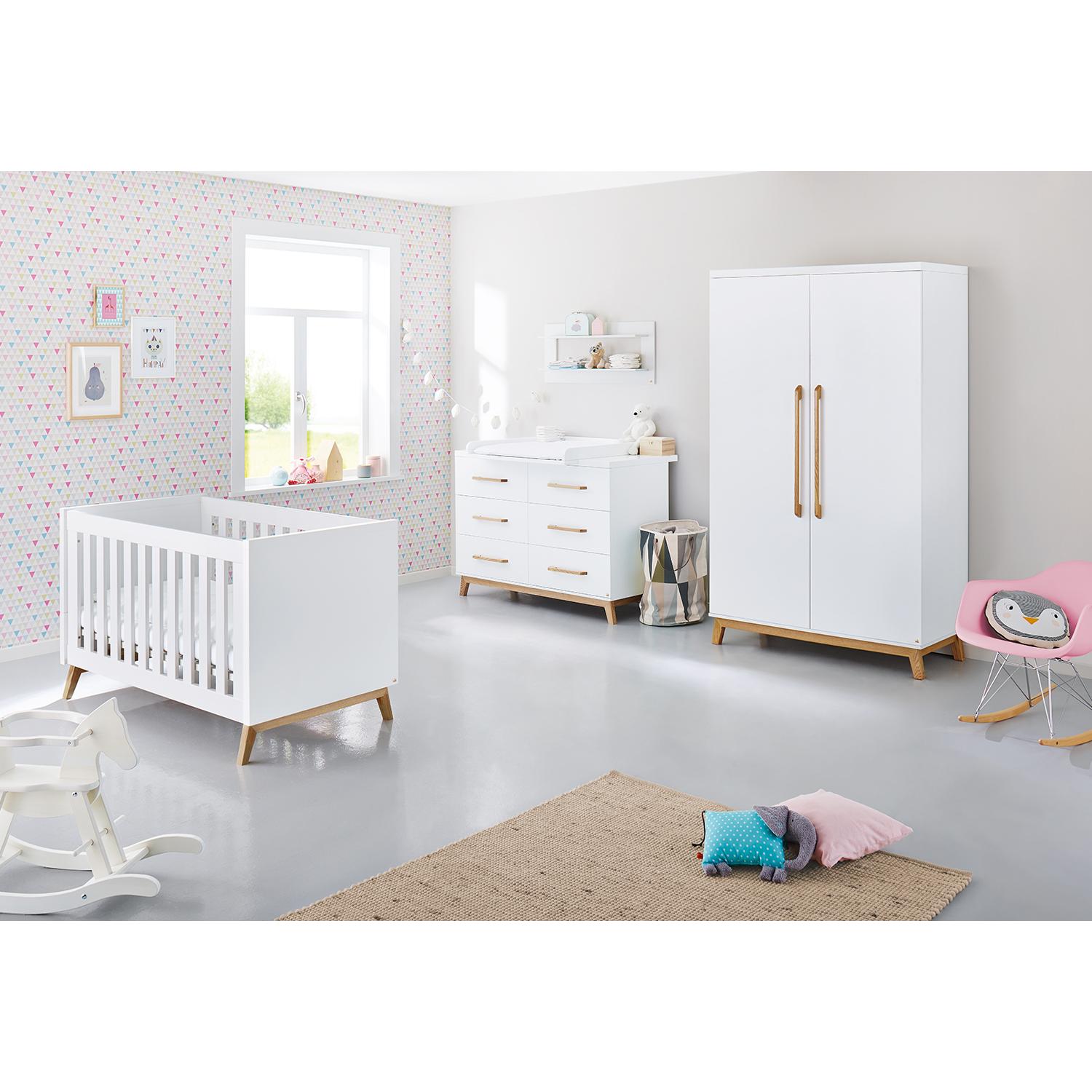 Pinolino, Komplett-Babyzimmer, Riva extrabreit (Babybett, Wickelkommode, Kinderkleiderschrank)