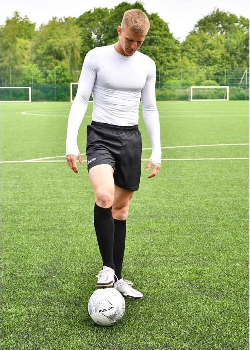 Actual product image Precision Essential Baselayer (L)