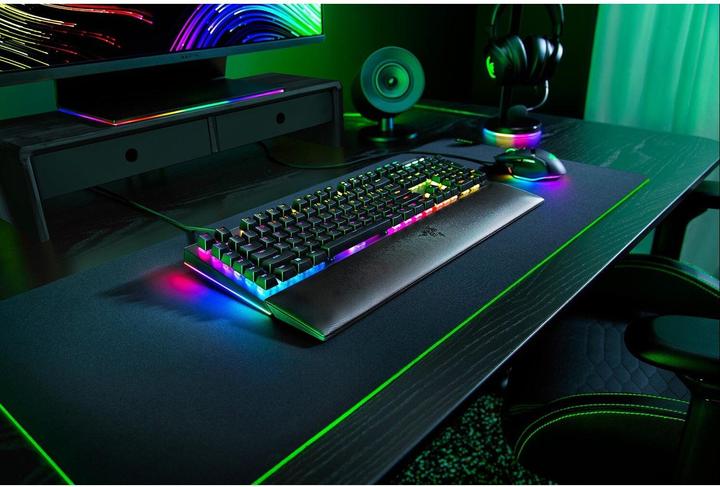 Actual product image Razer BlackWidow V4 (DE, Cable)