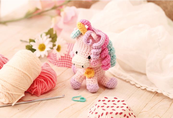 Produktbild Creative Amigurumi-Kit Einhorn