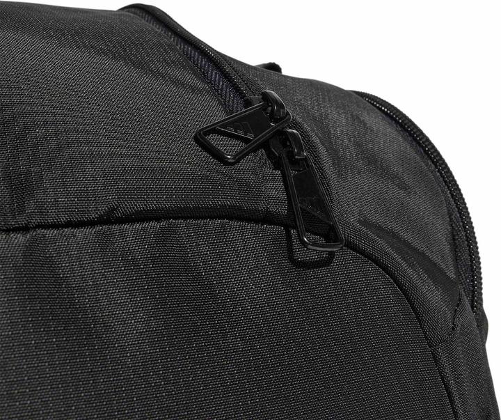 Actual product image Adidas Defender Training