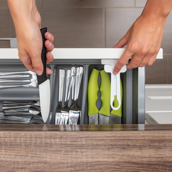 Actual product image Reer Cutlery drawer safety catch