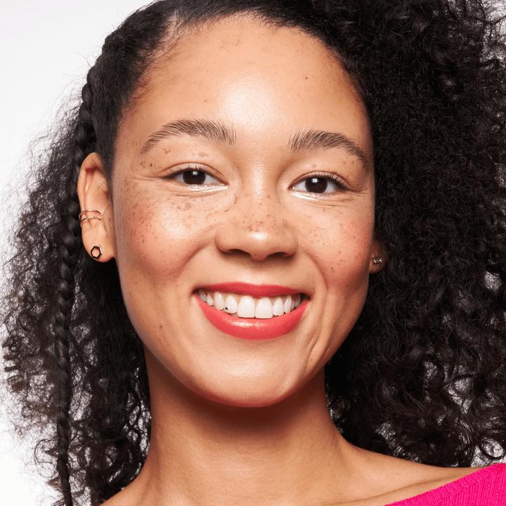 Actual product image essence BLUSH crush! (70 Berry Blush)