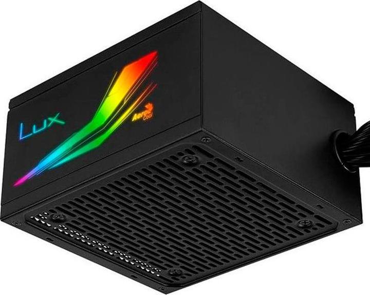 Produktbild AeroCool Lux RGB 550M power supply unit 550 W Black (550 W)