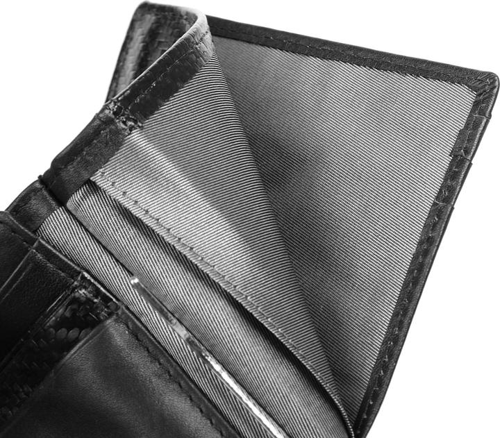 Actual product image Bugatti Comet