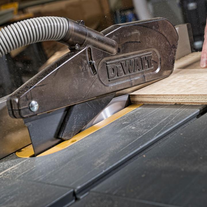 Actual product image DeWalt EXTREME ® Stationary Circular Saw Blade DT4322llerinsert and cross cuts
