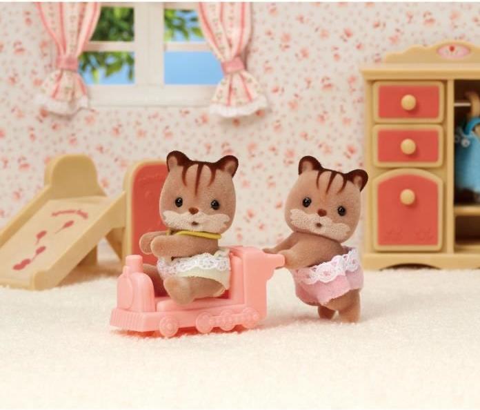 Actual product image Sylvanian Families Walnut Squirrel Twins