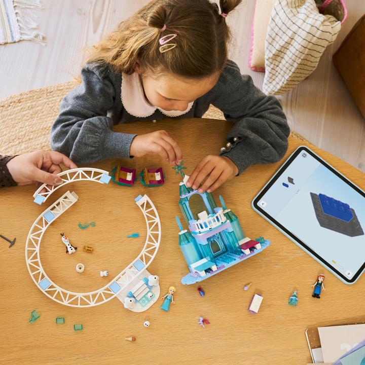 Produktbild LEGO Elsas Schlittenfahrt um den Eispalast (43281, LEGO Disney)