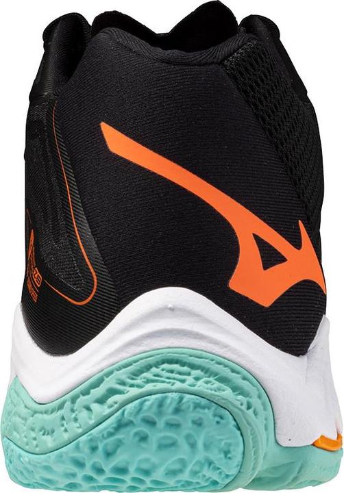 Produktbild Mizuno Wave Lightning Z8 Mid (42.5)