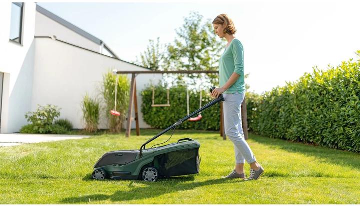 Image du produit Bosch Home & Garden Universal Rotak 36-560 (Fonctionnement sur batterie)
