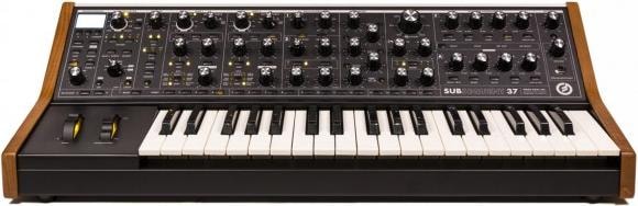 Moog Subsequent 37
