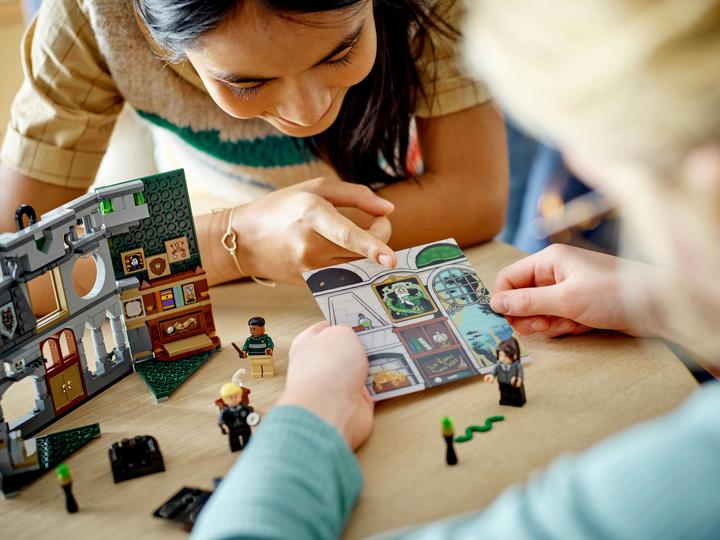 Image du produit LEGO Bannière de la maison Serpentard (76410, LEGO Harry Potter)