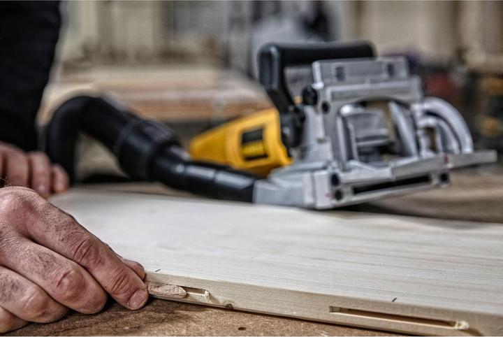 Produktbild DeWalt DW682K
