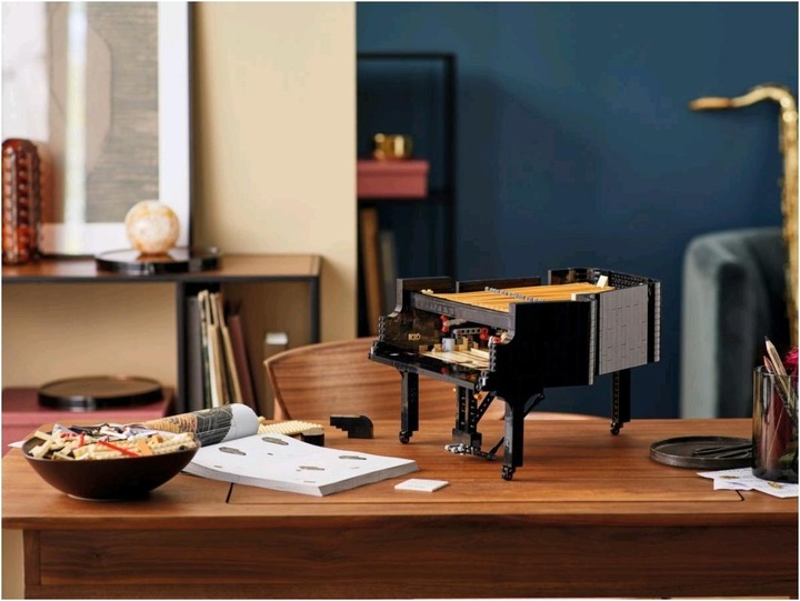 Actual product image LEGO Concert grand piano (21323, LEGO Ideas, LEGO Rare Sets)