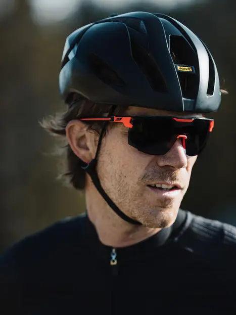 Produktbild Julbo Ultimate Reactiv Performance 0-3 Sportbrille (matt schwarz-orange, Grau)