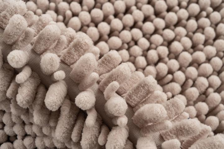 Produktbild Disco Möbel Fluffy Teppich (90 x 50 cm)