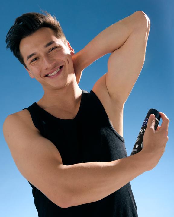 Immagine prodotto NIVEA MEN Bianco e Nero Invisibile (Getto vaporizzato, 300 ml)