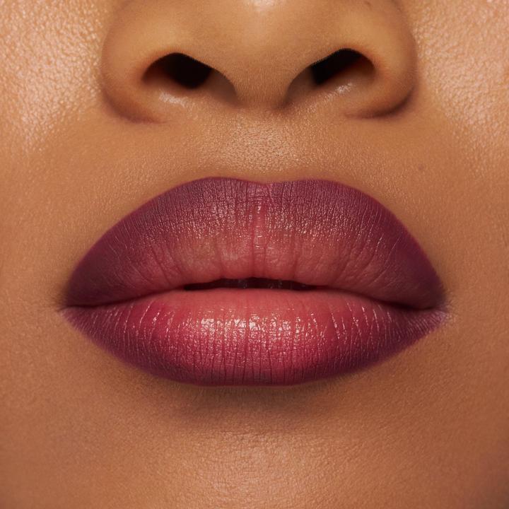 Actual product image essence 8h MATTE comfort lipliner (19 Burgundy Beast)