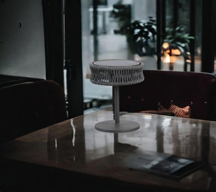 Produktbild Cane-line Illusion Table Lamp Small, Lampe sans fil Solaire, module LED inclus (IP44)