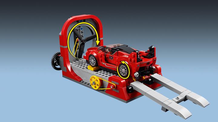 Actual product image LEGO FXX K and development centre (75882, LEGO Speed Champions)