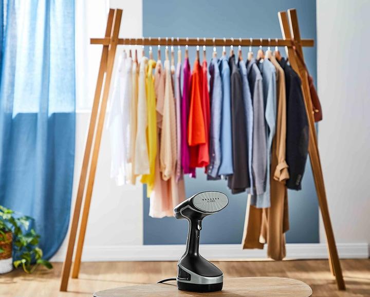 Actual product image Rowenta Steam Force (2000 W, 30 g/min)