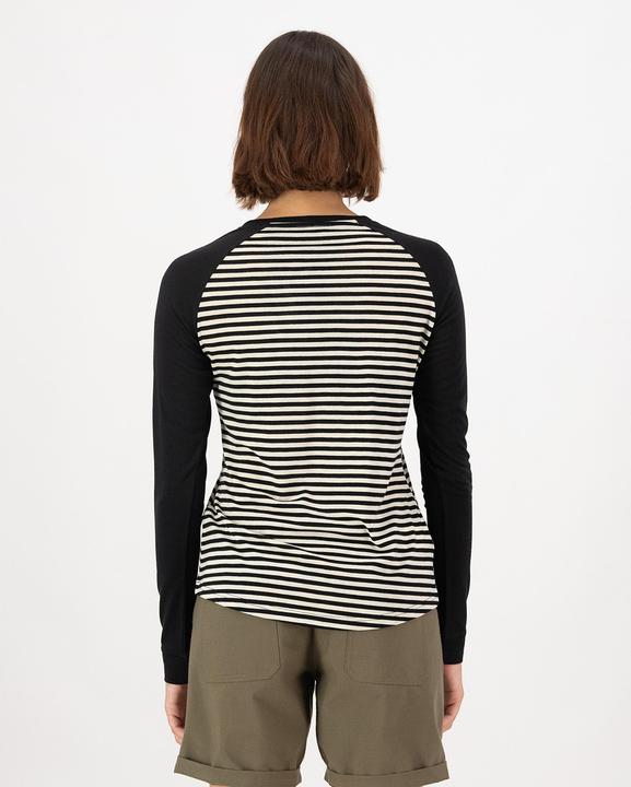 Actual product image Mons Royale Icon Merino Raglan Long Sleeve (S)