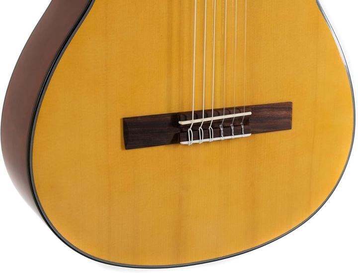 Actual product image Gewa Classic Student Guitar Natural Finish (Classical guitar, Bridge: Zwarthout, Ceiling: Rafters, Neck: Okoume with carbon fibre reinforcement, Soil: Okoume)
