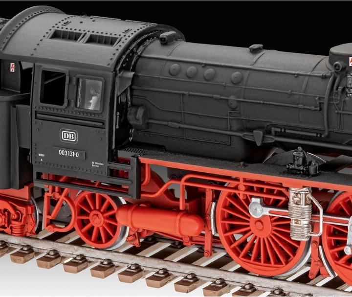 Actual product image Revell BR03 express locomotive