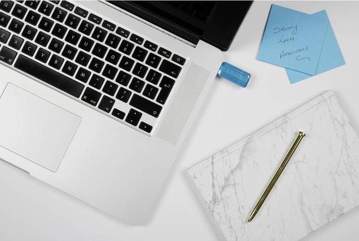 Produktbild Verbatim PinStripe USB-Stick 128 GB USB Typ-A 2.0 Blau (128 GB, USB-A)