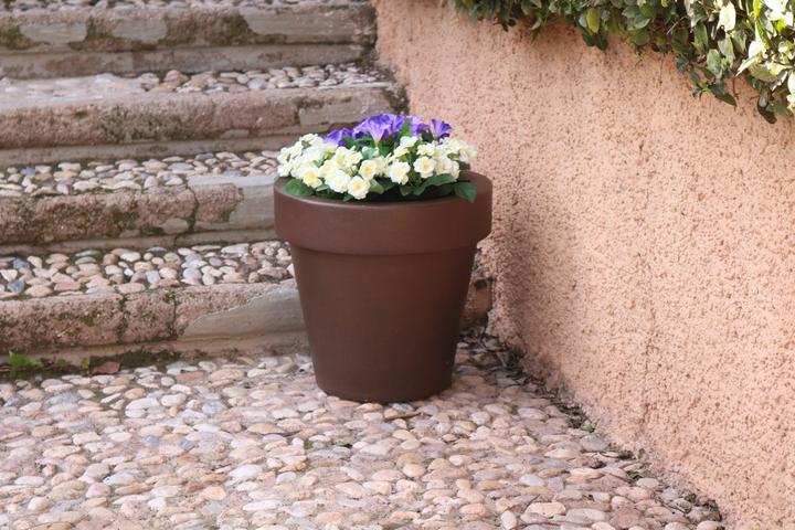 Actual product image Newgarden MAGNOLIA 60 Planter XXL large double-walled round, high ø57x57cm bronze 82L with water spout (60 lm)