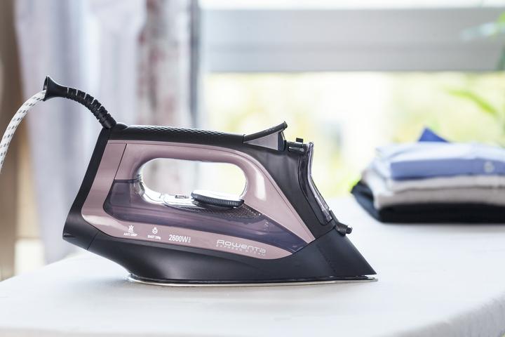 Produktbild Rowenta Express Steam DW4345 (2600 W, 200 g/min)