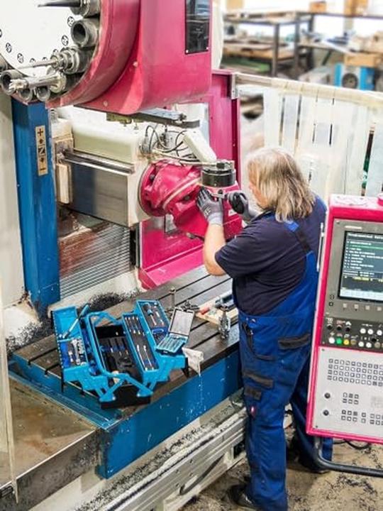 Produktbild HAZET Metall-Werkzeugkasten ∙ mit Sortiment 190/79 ∙ 0,5 x 2,8 - 1,2 x 6,5 ∙ 2 - 22 ∙ PH1 - PH3 ∙ P… (79 Teile)