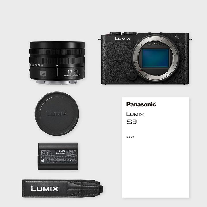 Produktbild Panasonic Lumix S9 Kit (18 - 40 mm, 24.20 Mpx, Vollformat)
