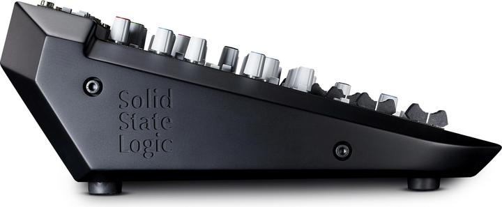 Image du produit Solid State Logic Table de mixage SiX, Forme : pupitre, Entrées stéréo : 2