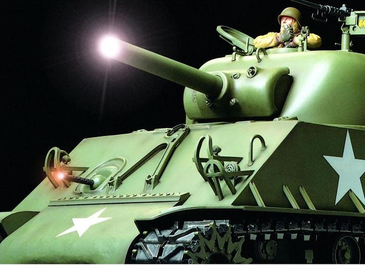 Actual product image Tamiya M4 Sherman 105mm How. (Kit)